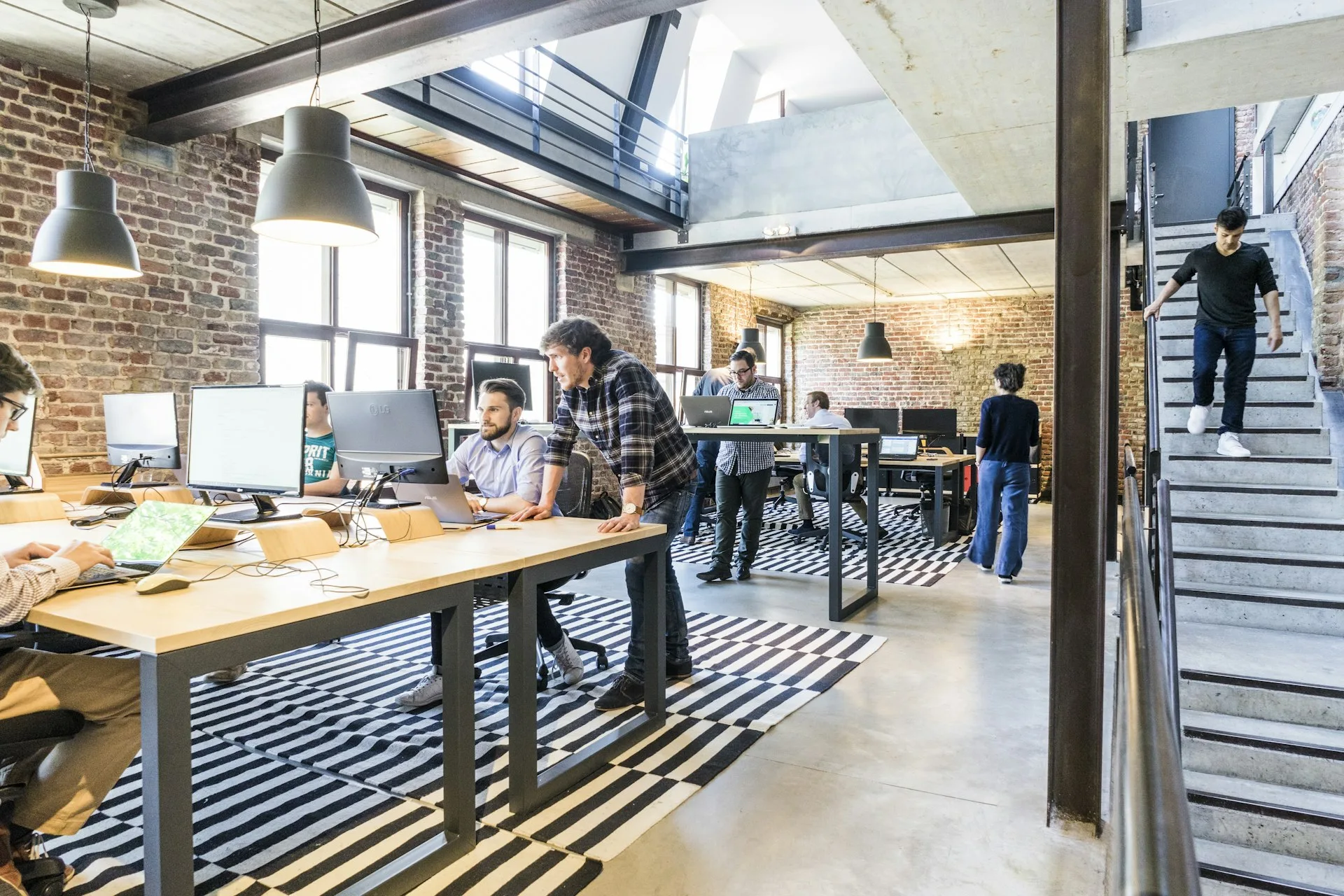 UI/UX design and product development in Pontiac